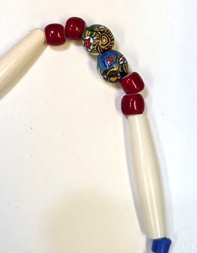 Handwerk und Rocaillenkette aufgereiht & lose Perlen Projekt einheimisch inspiriertes Design - Bild 2 von 7