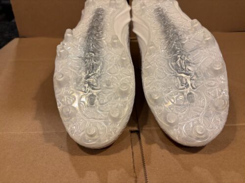 Under Armour Men Blur Smoke 2.0 Molded Cleat Football Shoe, White-White-Metallic - Picture 11 of 13
