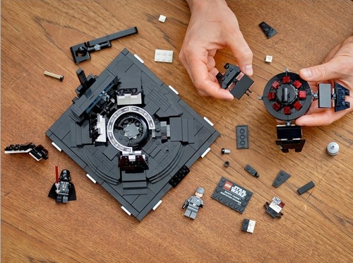 LEGO 75296 Darth Vader Meditation Chamber Retired Star Wars GREAT CHRISTMAS GIFT - Picture 6 of 15