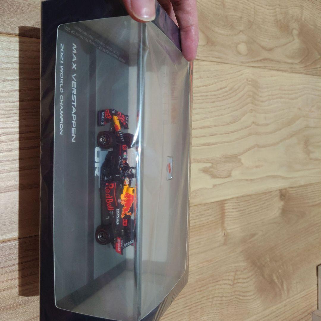 1/43 スパーク RedBull Racing　HONDA　RB16B Amazon.com: Xiangtat 1:43 Racing F1 2021 Rb16b #33
