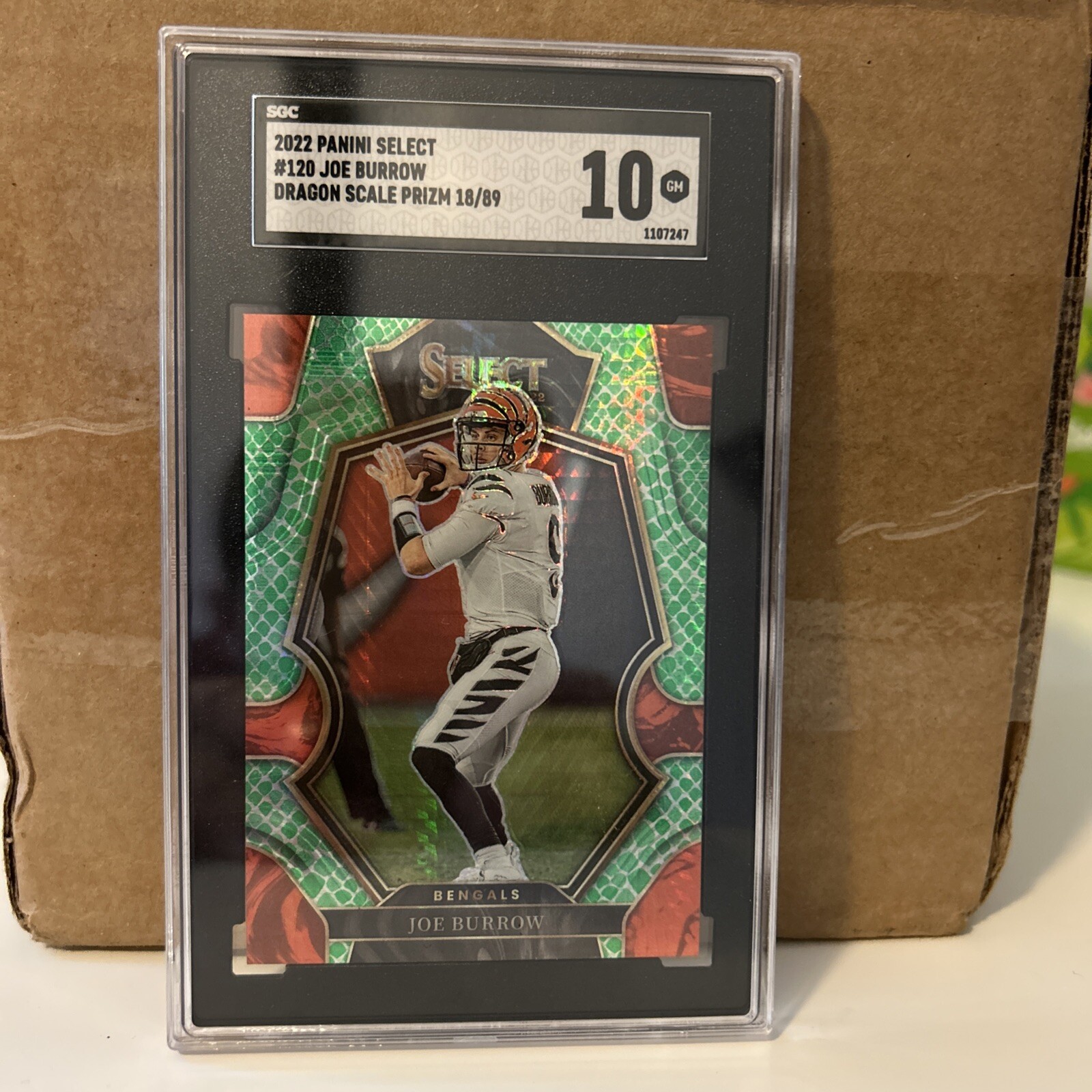 2022 Panini Select #120 Joe Burrow Dragon Scale Prizm /89 graded SGA 10