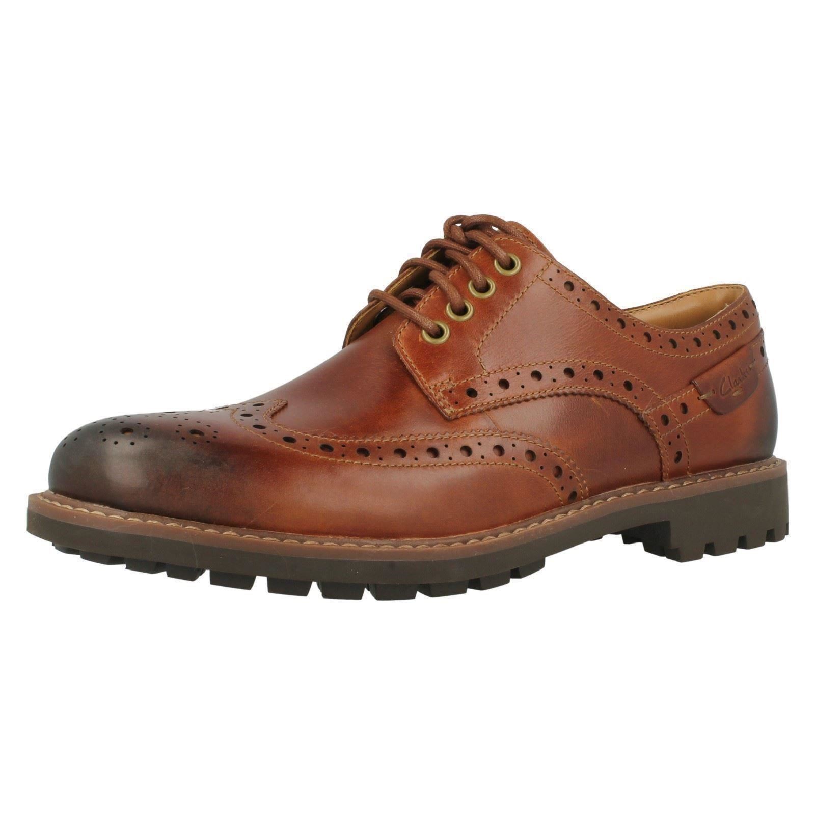 Clarks Montacute Flügel 4 Herren braun Flügelspitze Brogue schnürbar Clarks Montacute Flügel 4 Herren braun Flügelspitze Brogue schnürbar