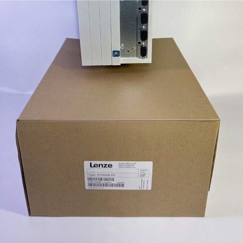 EVS9326ES 1PCS NEW in Box Servo Drive Inverter LENZE EVS9326-ES - Picture 2 of 3