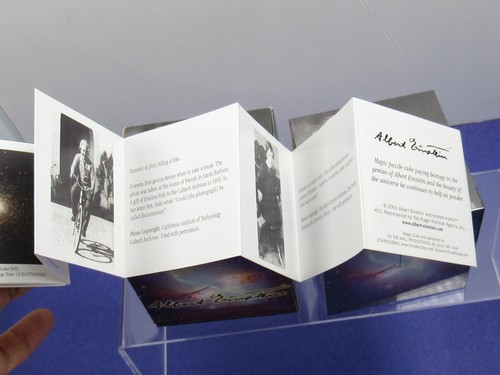 Albert Einstein Magic Puzzle Cube by On the Wall USA Sealed 2003 - Picture 11 of 14