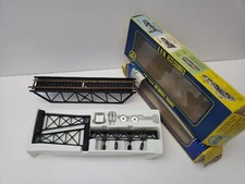 AHM Two Track Span Gantry 5613 & Deck Bridge 2590B HO Scale NIB