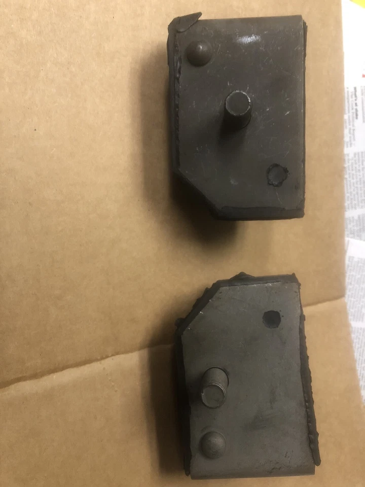 60 61 62 63 64 65 66 DODGE 880 + POLARA 318 383 413 PAR DE SOPORTES MOTOR Foto 2 de 2