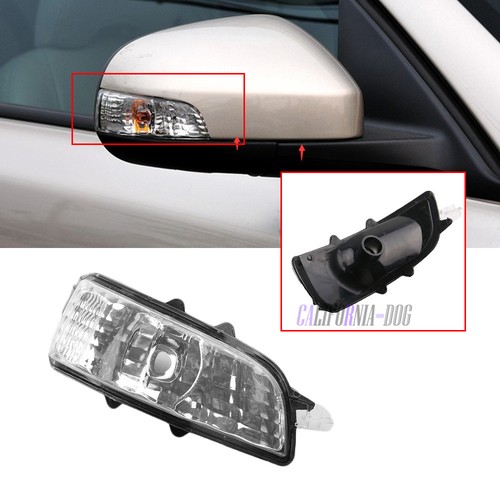 Right Mirror Indicator Turn Signal Light For Volvo C30 C70 S40 S60 S80 V40 V50 - Picture 1 of 5