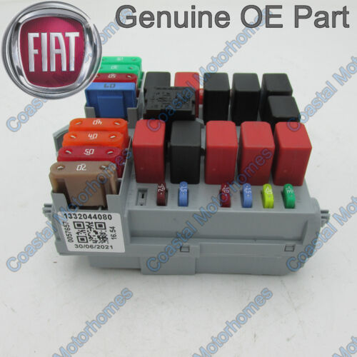 Fits Fiat Ducato Peugeot Boxer Citroen Relay Fuse Box OE (02-06) 1332044080 - Picture 3 of 7