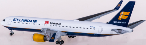 1:500 Herpa ICELANDAIR BOEING 767-300 Passenger Airplane Diecast Aircraft Model - Picture 4 of 4