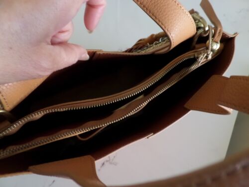 NWT Latest HOBO Vida small tote pebbled leather biscuit color bag. real $198. - Picture 2 of 10