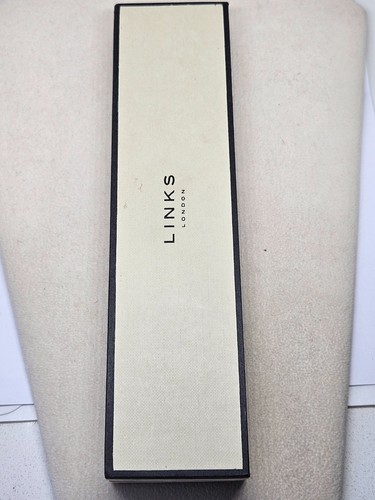 Pulsera Links of London Charm con 6 dijes y en caja (32,52 g) - Imagen 7 de 7
