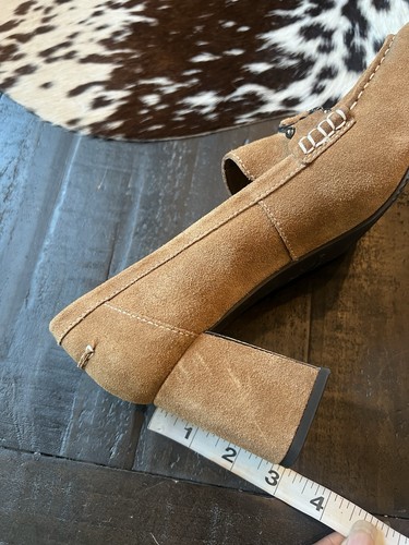 Mocassino Donald Pliner Wendi scamosciato tacco slip-on sella 9,5 - Foto 7 di 8