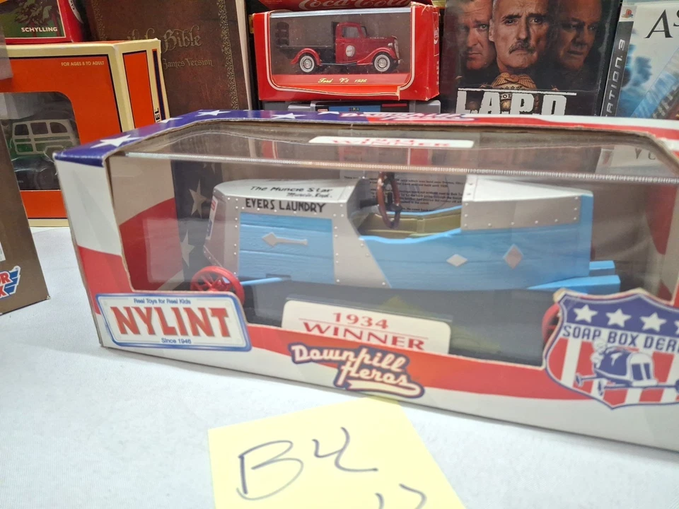 NYLINT Die Cast 1:12 scale DOWNHILL HEROES SOAP BOX DERBY CAR 1934 WINNER - Image 2 of 4
