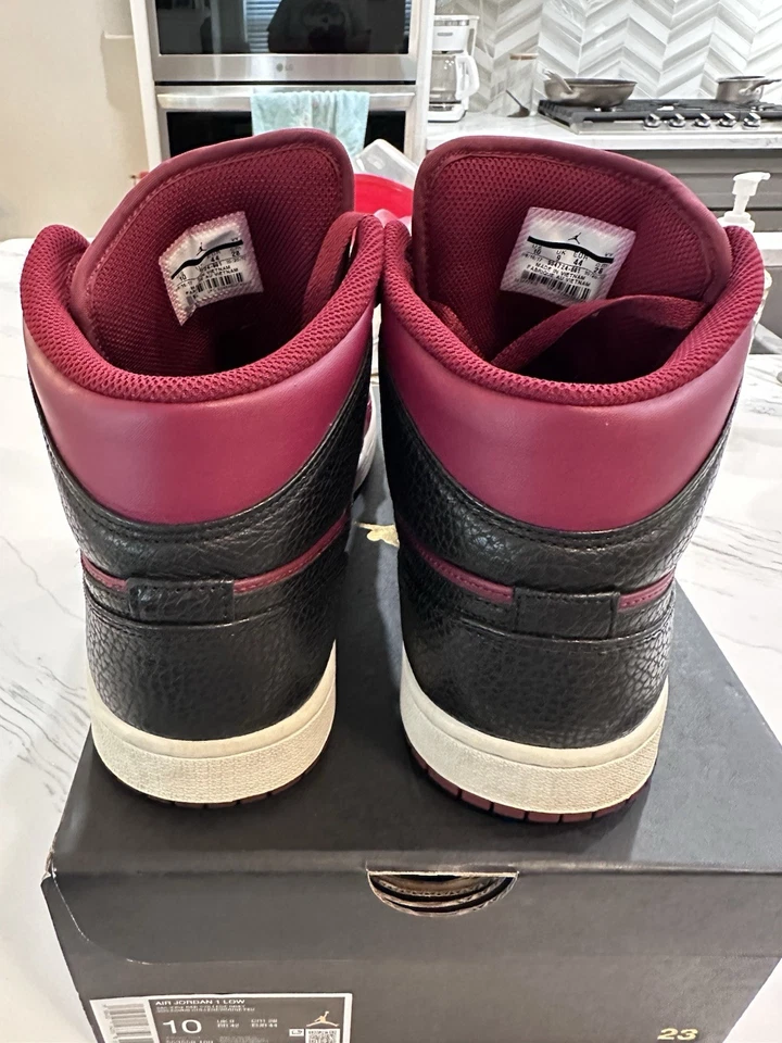 Nike Air Jordan 1 Retro Medio Reverso Prohibido Rojo Negro (2017) 554724-601 Talla 10 Foto 4 de 4