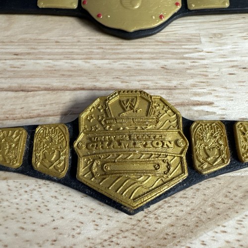 Lot Of 4 Mattel WWE WWF Figure Champion Belts A2 - Picture 5 of 15