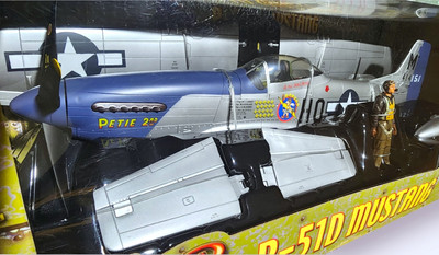 21st Century Toys 1:18 Scale P-51D Mustang | Lt. Col. John C. Meyer ''Petie 2nd''