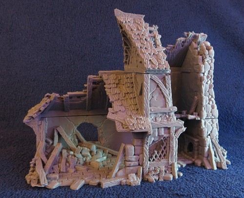 Wargaming Terrain Pequeña Casa en Ruinas Varias Escalas Fantasía Histórica Wargamin - Imagen 1 de 10