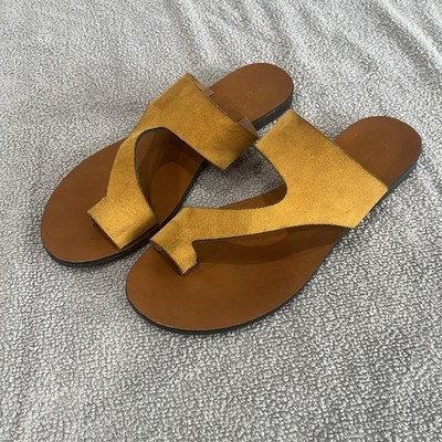 Kenneth Cole NY Women s Mustard Yellow Suede Italian Leather Toe Loop Sandal 8.5
