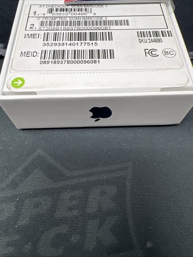 SEALED BRAND NEW iPhone SE3, 64GB, Black, US Cellular Prepaid - Photo 5 sur 6