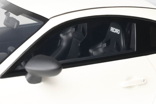 Toyota GR86 Pandem blanco - GT-Spirit (1/18) coche modelo coche - Imagen 4 de 11