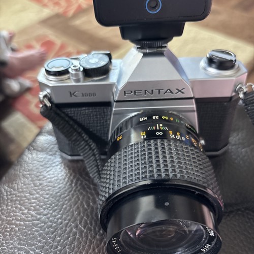 Pentax K 1000 35mm Spiegelreflexkamera mit Sears 70mm Objektiv manueller Fokus & Blitz LESEN - Bild 2 von 16