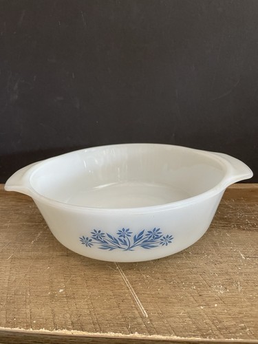 Vintage ANCHOR HOCKING Fire King 1 QT Casserole Dish White Blue Cornflower #436 - Picture 2 of 6