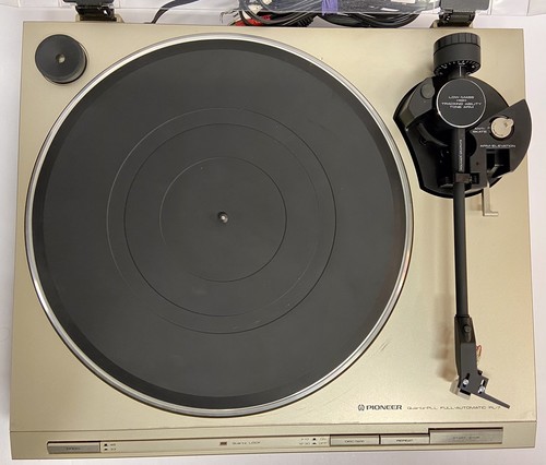 PIONEER PL-7 Quartz PLL Direct Drive Fully Automatic Turntable - Picture 2 of 12