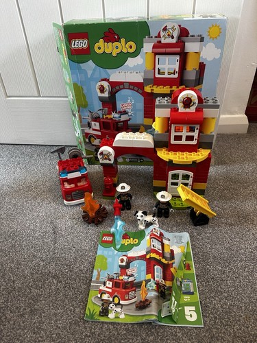 Lego Duplo Feuerwache mit Licht & Sound Feuerwehrauto. 10903 im Karton *TOP*