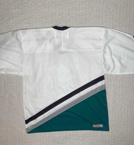 Vintage BNWT Anaheim Mighty Ducks Jersey CCM NHL Size Large Home Jersey - Picture 3 of 7