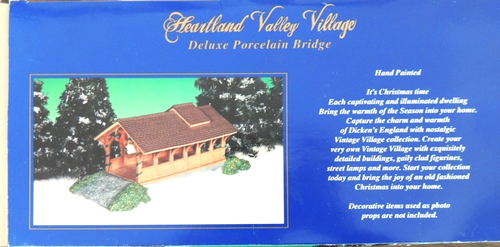 HEARTLAND VALLEY VILLAGE: DELUXE PORCELAIN BRIDGE - Picture 1 of 3