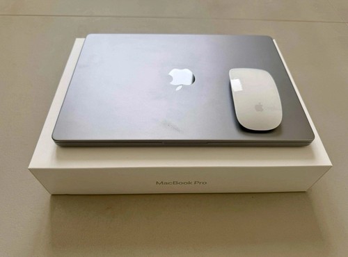 Apple MacBook Pro 14 Zoll (512GB SSD, M2 Pro, 16GB) - Space Grau (Januar, 2023) - Photo 7/7