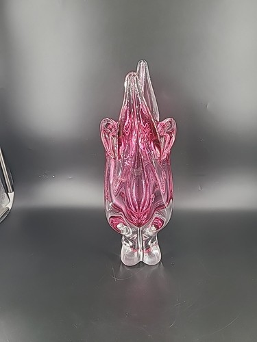 Czechoslovakian Chribska Glass "Cats Head" Vase by Josef Hospodka Cranberry Pink - Picture 2 of 7