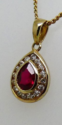 SOLID 9CT YELLOW GOLD DIAMOND & CREATED RUBY PENDANT - Picture 2 of 14