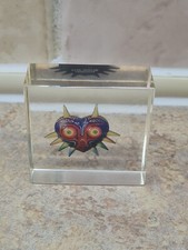OfficThe Legend of Zelda: Majora's Mask 3D Pre Order Paper Weight Rare 