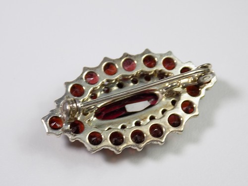 Vintage Charm Brosche Granat Silber 835er Floral Antikschmuck Unisex um 1950 - Picture 3 of 8
