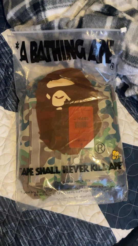 cortavientos bape Foto 3 de 4