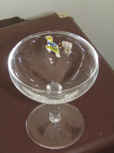 Raro Babycham ARC Vidrio Años 80 Colorido Cervatillo Ciervo Tallo Redondo Cóctel Martini - Imagen 4 de 7