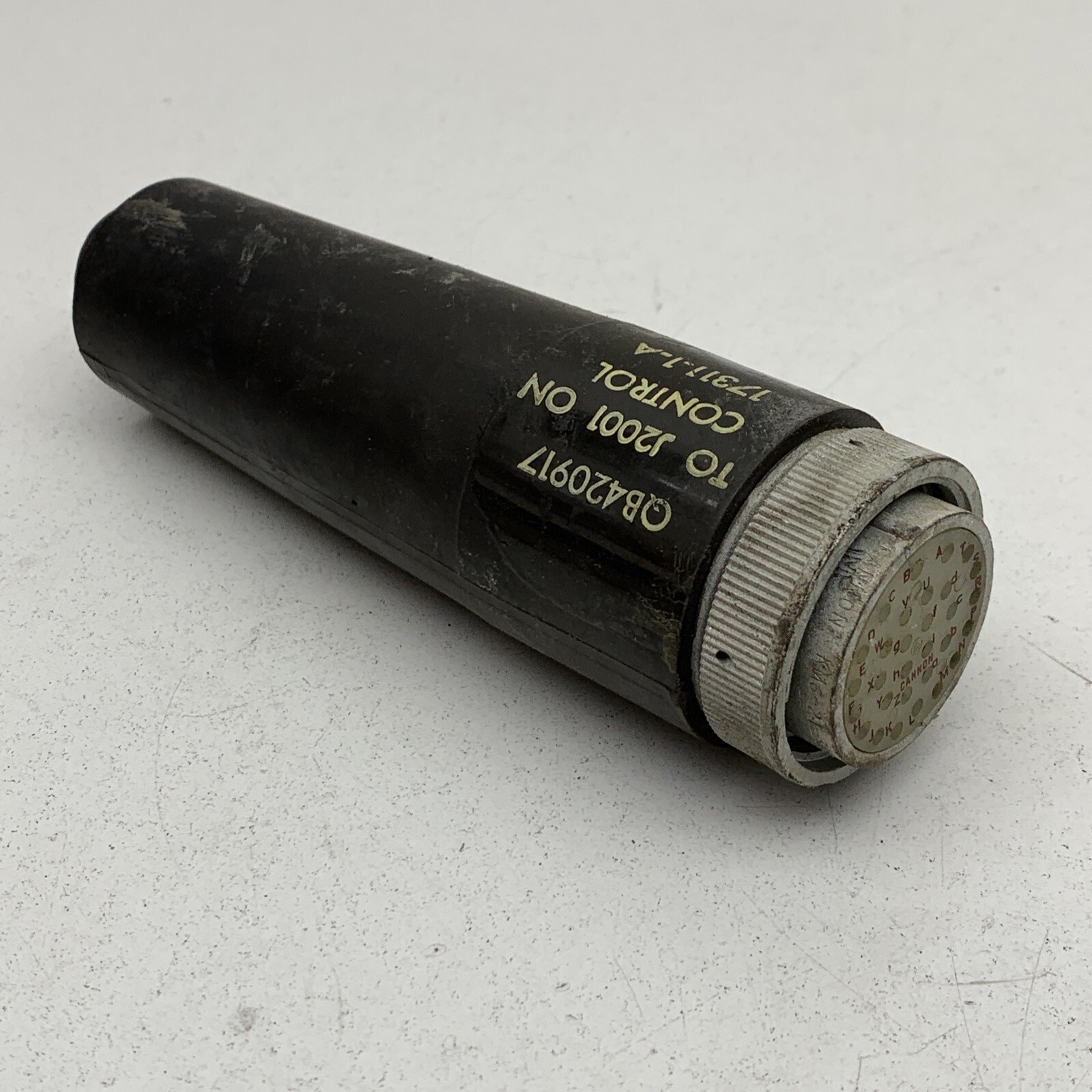 Cannon MS24236F21-30N Circular Mil-Spec Female 30-Pin Connector  