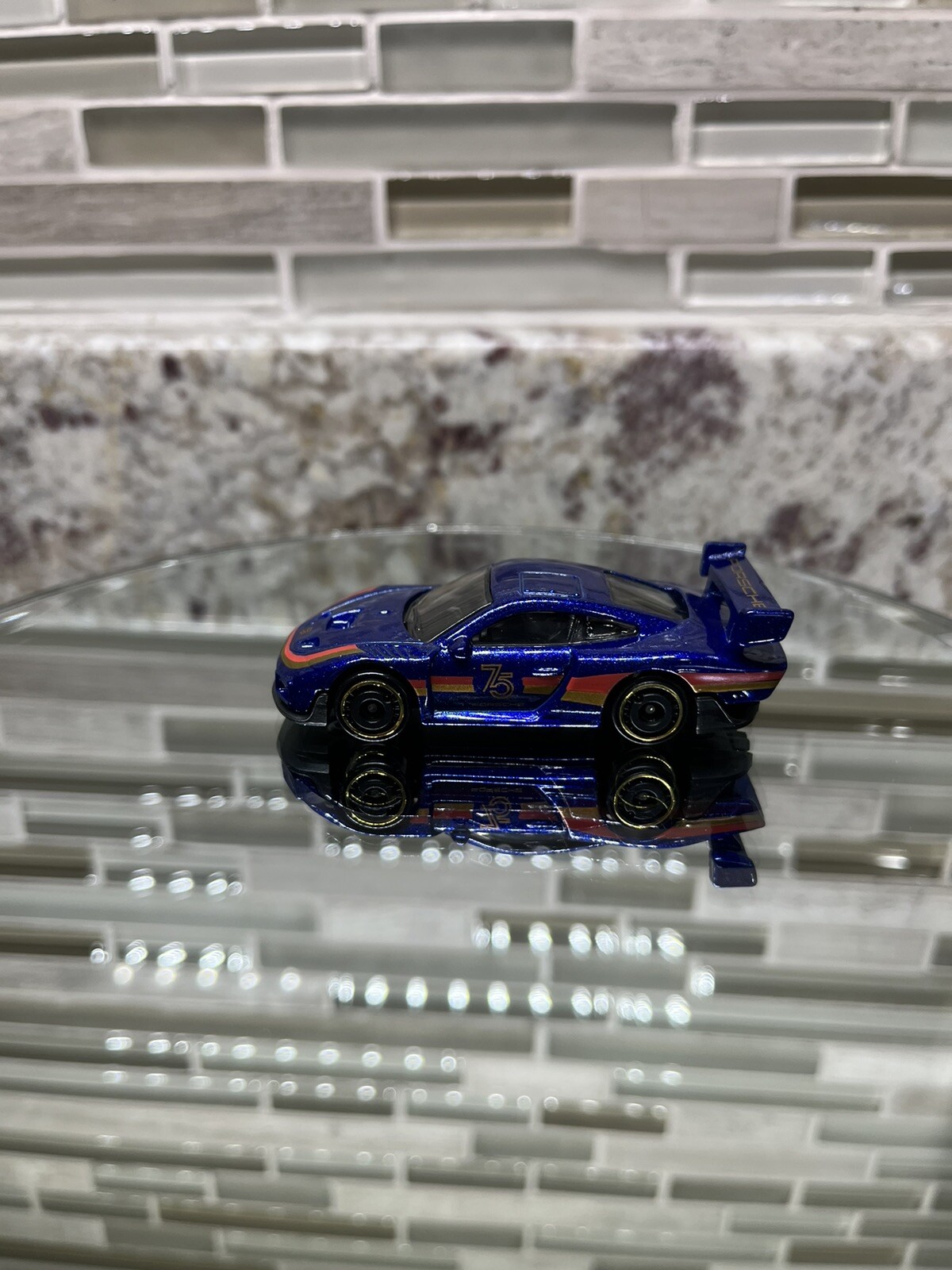 Picture 5 of 6