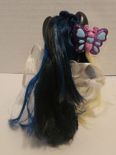 MGA Bratz Ponyz ~ SASHAY ~ Black with Dark Blue/Black Mane with White Streaks j - Picture 2 of 5