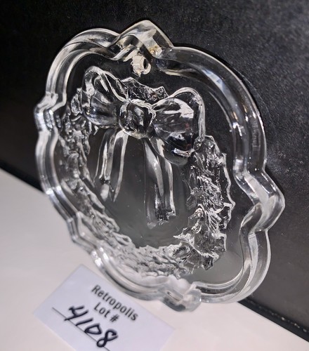 Vintage Crystal Fostoria Wreath Christmas Ornament - Picture 6 of 13
