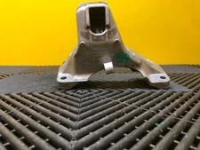 BMW 3 4 SERIES F30 F32 ENGINE SUPPORT MOUNT BRACKET HOLDER RIGHT 6788616