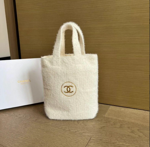 CHANEL JAPAN Novelty Mini Tote bag white pouch NEW w/tag gold 2024 xmas
