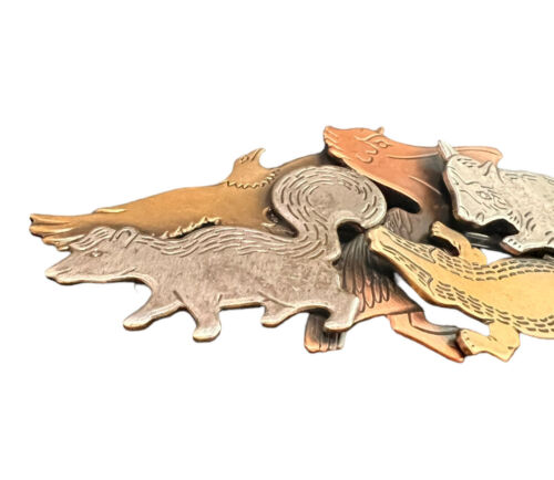VINTAGE Brooch Pin MULTIPLE Animals Design Unsigned MADE IN FRANCE ANTIQUE - Picture 3 of 7
