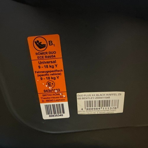 BENTLEY Genuine Child Seat - Picture 11 of 12