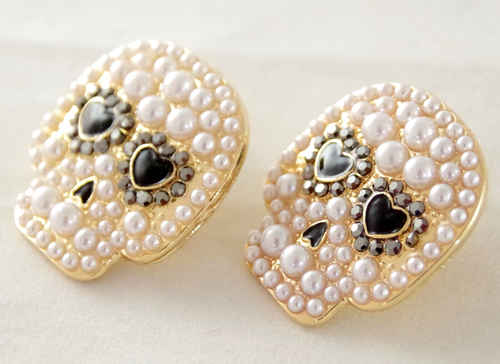 BETSEY JOHNSON PEARL & RHINESTONE SUGAR SKULL DAY OF THE DEAD HALLOWEEN EARRINGS - Picture 5 of 18