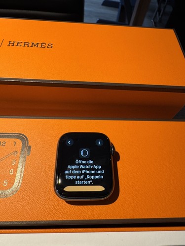 Apple Watch Series 5 Hermès 44 mm Schwarz Edelstahl mit Noir Single OVP Komplett - Bild 10 von 10