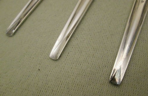 Wm Rogers Nassau Silverplate Grapefruit / Orange Spoons - Qty. 4 - Picture 6 of 9