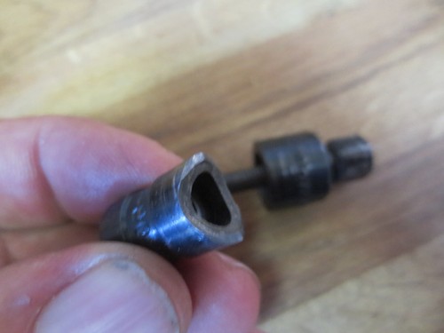 Greenlee 5/8" (Round) & 1/2" (Round) Radio Chassis Punch No. 730 Made in USA - Picture 4 of 11