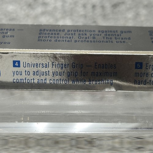 Vintage 1993 Oral B 40 Soft Straight Indicator Bristles Toothbrush - Picture 14 of 15